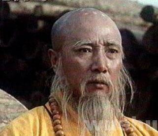 瓷枕@落魄老和尚,竟是通晓天机的世外高人