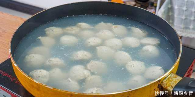 好喝|冬天干燥,多给家人煲汤,5道做法,健脾润燥又好喝,不喝亏大了