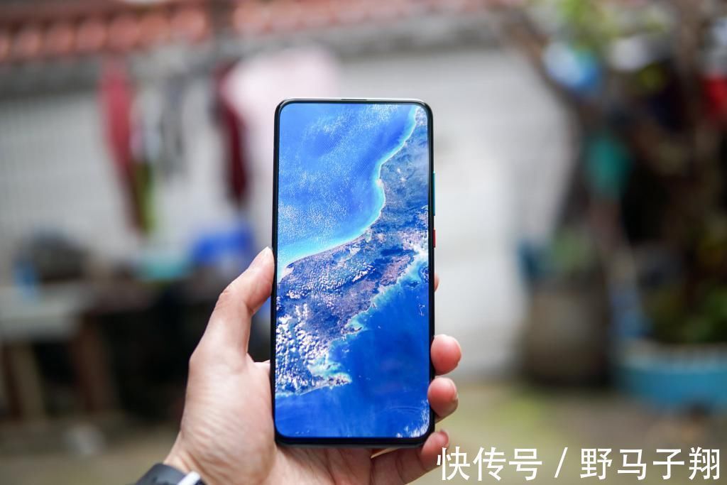 红米k30pro|两款最便宜的骁龙865旗舰，均已低于2500，陷入选择困难