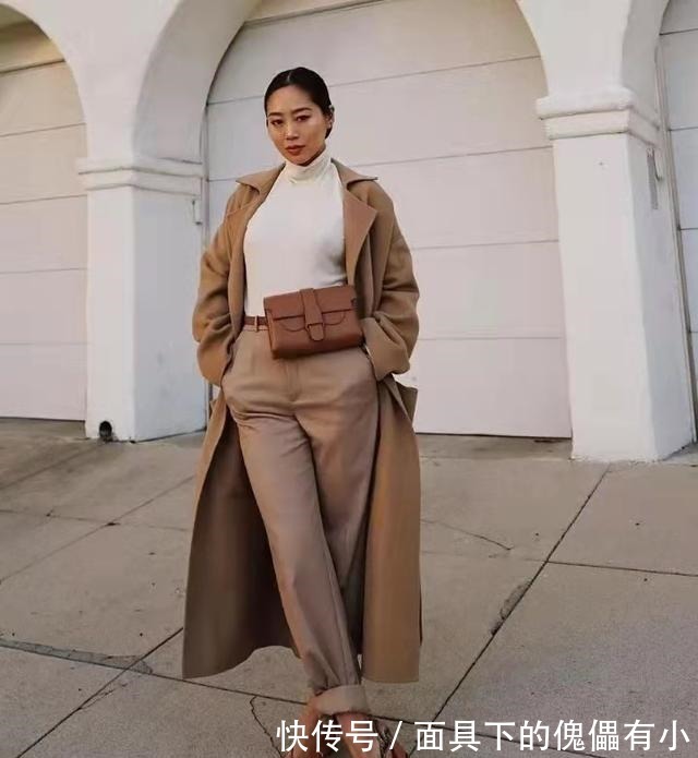 穿搭 真正有品味的女人,穿大衣不配紧身裤,今年流行宽松裤,显瘦还美!