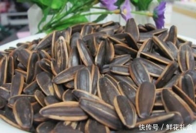  答案|吃瓜子=喝油？那还可以吃吗？营养师给你答案
