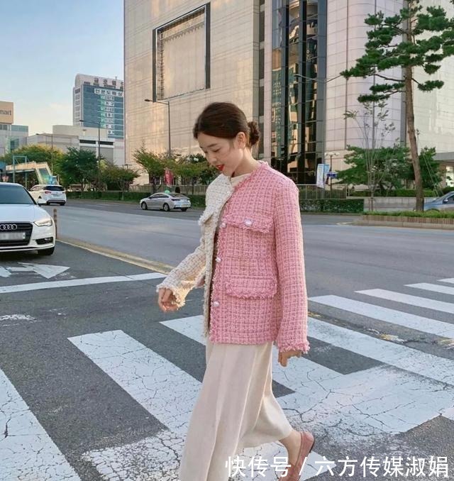 香风|“衣在配不在贵”,双马尾配小香风套裙好美、甜美轻盈