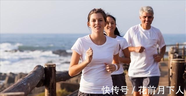 跑步|最佳跑步频率为两天一跑,为什么有的人还天天跑,是因为太闲吗!