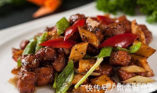 蒸排骨|美食推荐脆椒牛柳,豆豉蒸排骨,黑椒杏鲍菇牛肉粒,辣椒炒肥肠