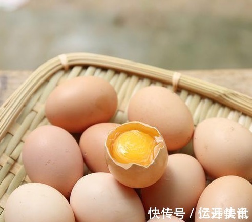 鸡蛋别放冰箱冷藏，学会3个土方法，轻松保存半年，像刚买的一样