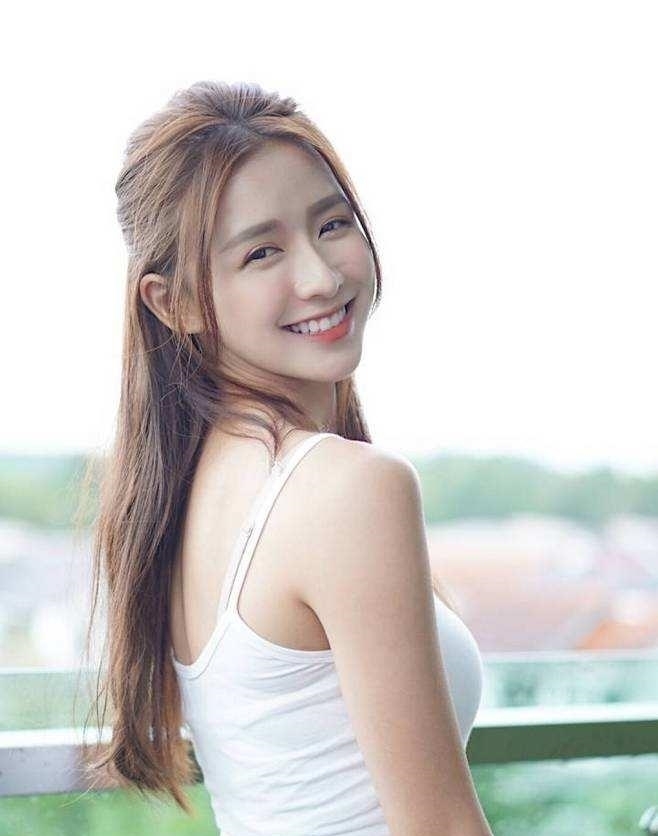 蔡卓宜的颜值有多“真实”童年照流出后,不愧是“马来西亚之光”