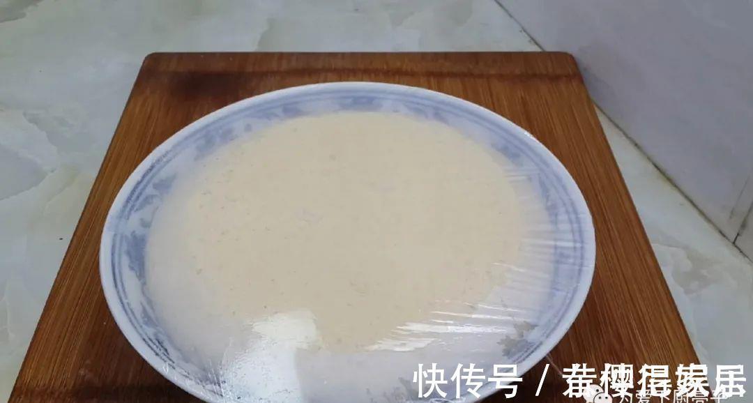 自制千层烤花卷做法,两手一捏,吃着比大鱼大肉还香,上桌全吃光