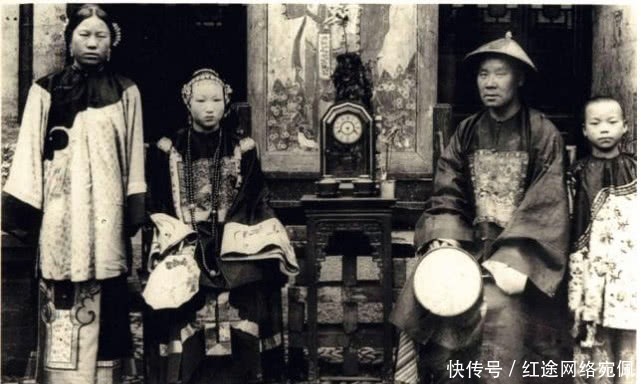 形象|晚清老照片:18岁的慈禧楚楚动人,晚清官员妻妾的真实形象