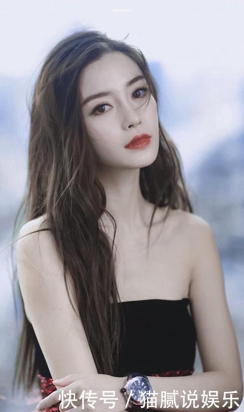 脸部|脸上有这3个特征的女生,尽量避开披发散发,露出你的五官更漂亮