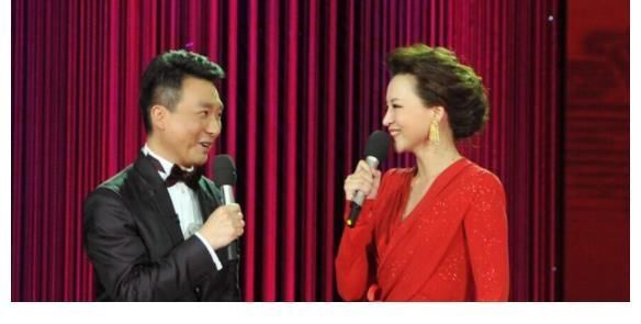 1991年春晚,倪萍用4张白纸撒了一个谎,“欺骗”观众29年