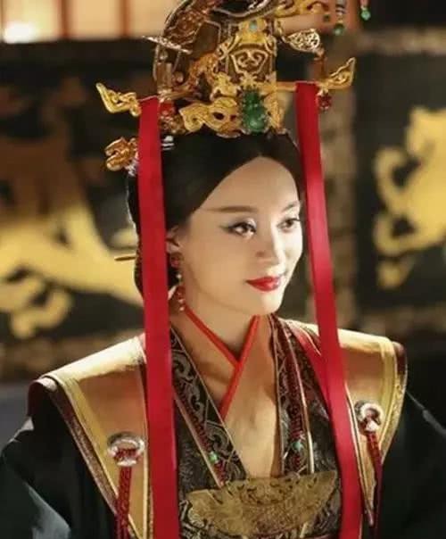 女强人|历史上最狠毒的女强人，不是吕雉而是她！