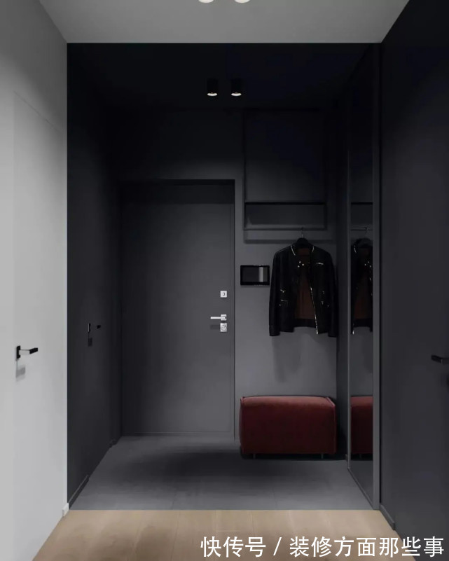 餐桌|86平现代二居室，餐桌、与中岛相连用金属架做「漂浮」状