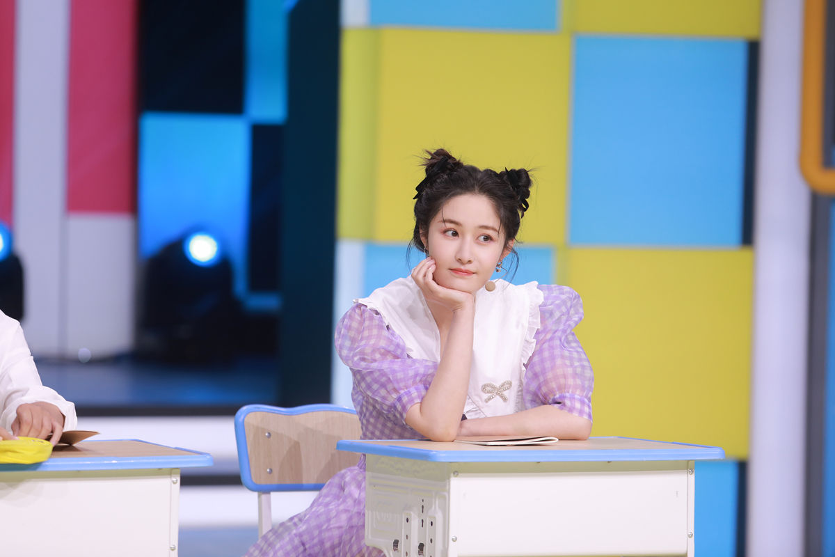 朱丹|《开麦吧小主播》总决赛朱丹黄健翔上演“虎妈猫爸”？小主播动情演讲超感人！