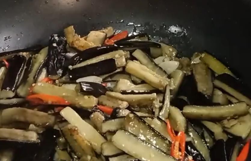 停不下来|茄子最家常的做法,做法简单,鲜香美味,好吃到停不下来