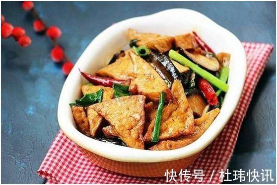 香菇|春节过后在家请客吃饭，教你几道鲜美的下饭菜，好吃到停不下来