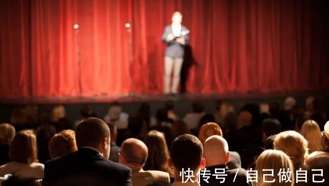 王建国|《脱口秀大会》第四季回归,探秘李诞、王建国背后的喜剧公司