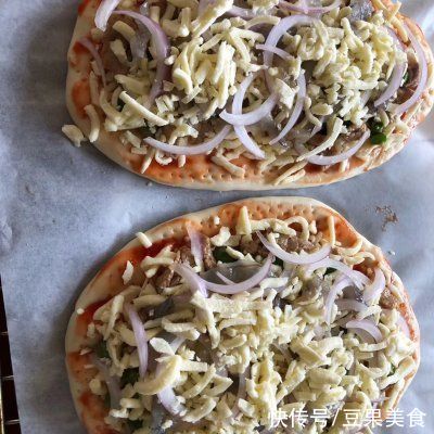 小白也能轻松学会的自制披萨饼，不油腻超好吃哦