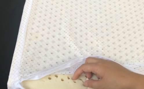 真假难分|乳胶枕真假难分打火机烧一烧,真假现原形