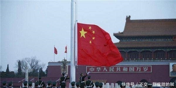 旗杆|国人必知天安门广场的旗杆高326米，为何国旗只升238米