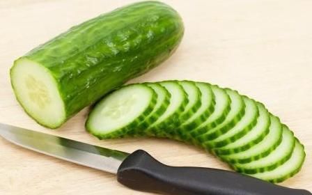 西葫蘆西葫蘆|長壽老人從不吃的3種“蔬菜”,卻是多數(shù)人餐桌上的“常客”!