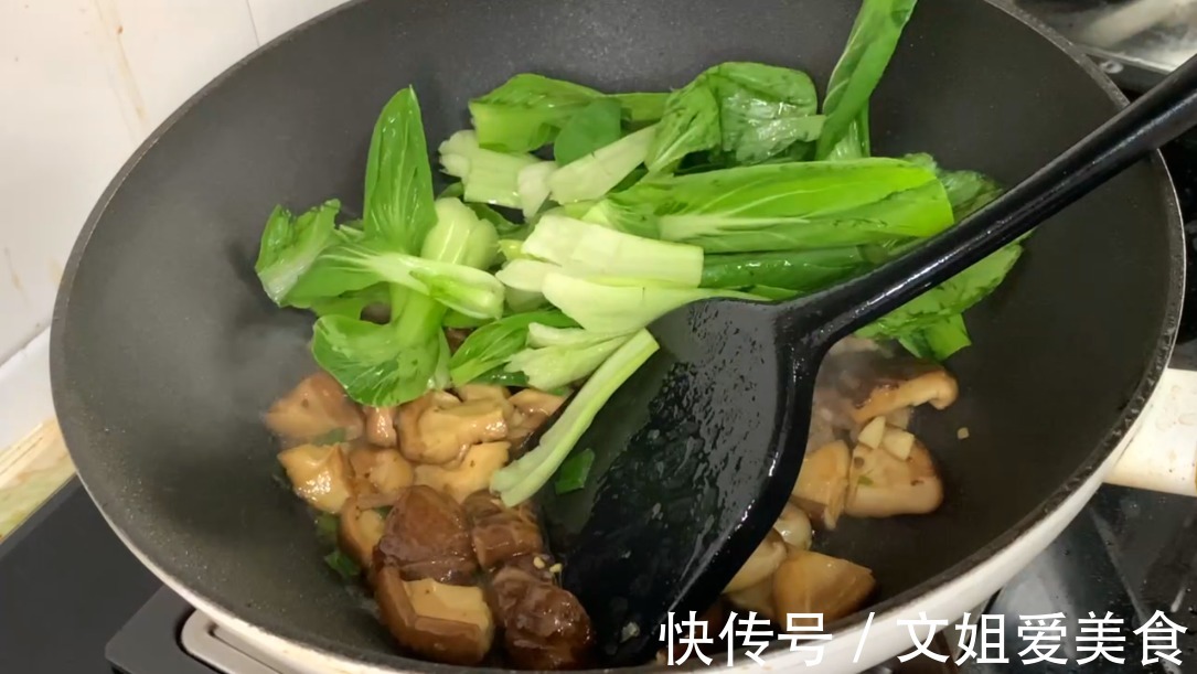 香菇|入秋后,吃它经济实惠,简单好做,营养比较高!