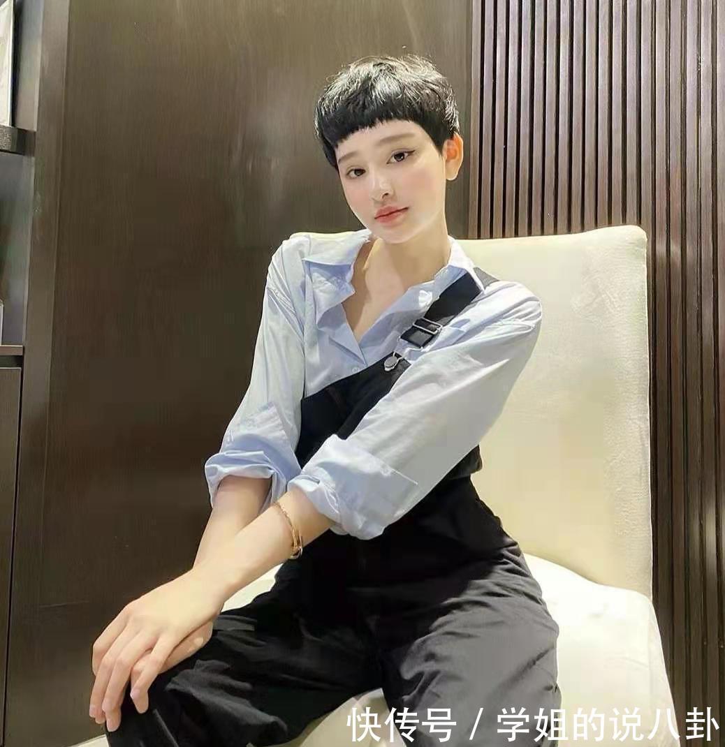 发尾|不用打理都好看的4种发型,简约时尚又减龄,衬托五官又显脸小