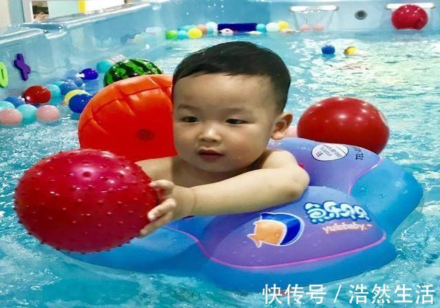 孩子|宝宝的语言发展有“阶段性”,把握好这三个关键期,帮宝宝早发声