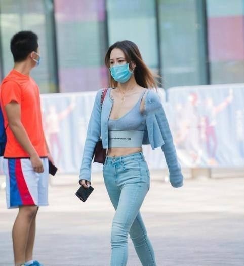 牛仔裤 微胖型美女,紧身牛仔裤超显瘦,时尚显气质!