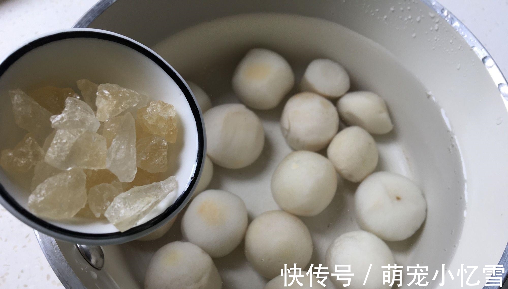 芋艿|立秋后要多吃这碱性蔬菜,三块钱一斤,简单煮一煮,软糯香甜可口