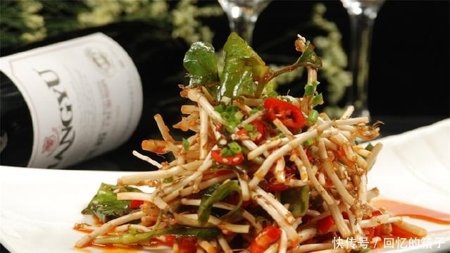 抗感染|魚腥草有什么功效？不只消炎抗感染，還能通治人體多處疾病