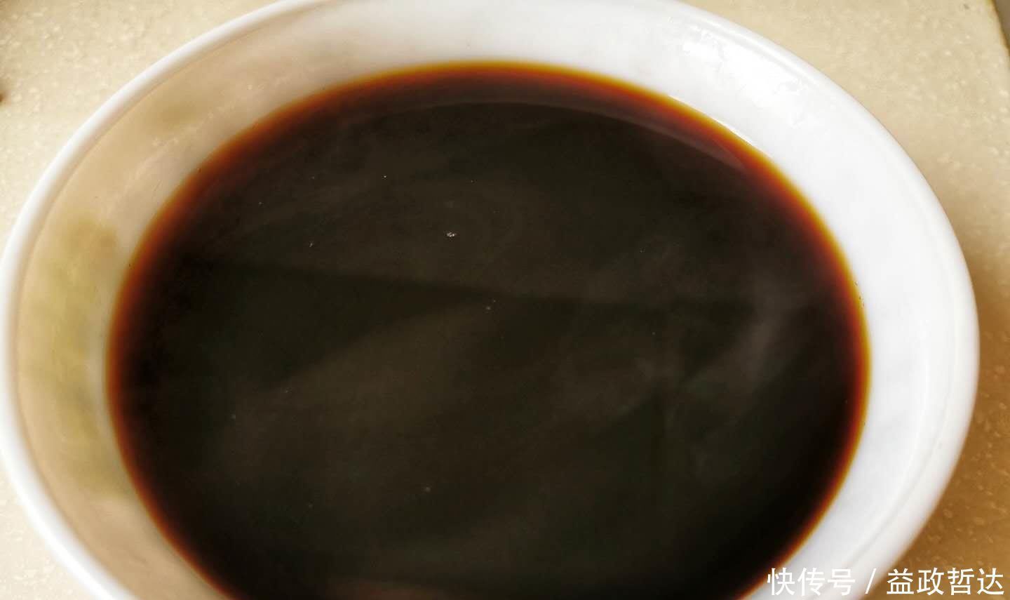 鸡蛋|鸡蛋豆腐新吃法,咸鲜香嫩的下饭菜,老人吃了养生,孩子吃了健脑