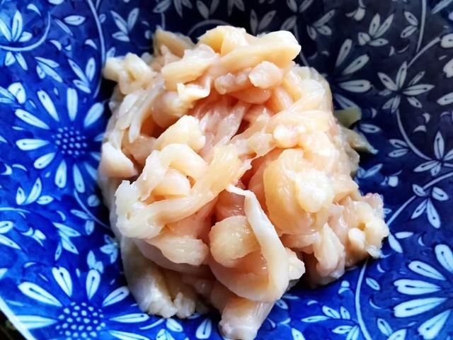 自制胡萝卜木耳炒鸡丝，鲜美低脂，营养又快手，大人孩子都爱吃