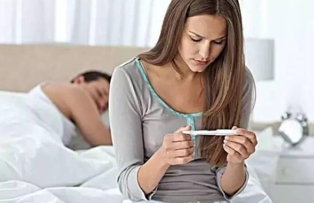 避孕方式|老外首选的一种避孕方式，对女性身体伤害最小，还能对付月经不调