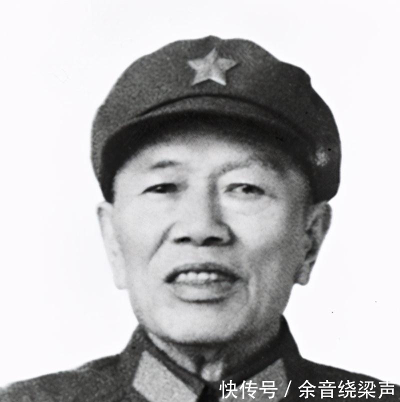 长征|邓华缴获五箱白金龙香烟,见人只给一支,主席笑笑说,财不露白啊!