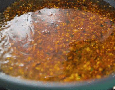 好吃|当小龙虾遇上盖浇饭，好吃到盘子都舔干净了！——小龙虾盖浇饭