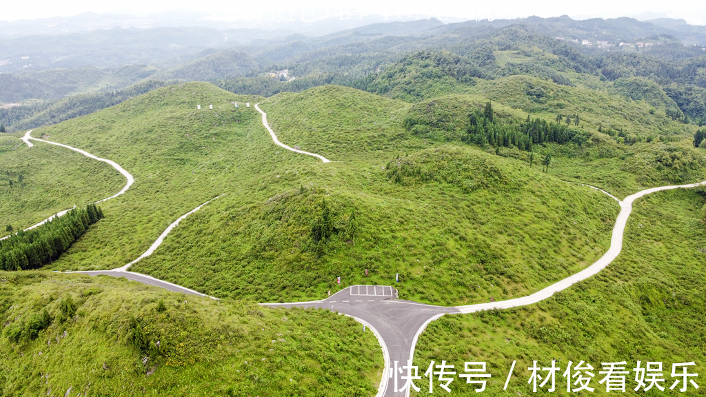 乌蒙山|游南方海拔最高的草原，感受凉都的盛夏清爽，品尝大山里的VC之王