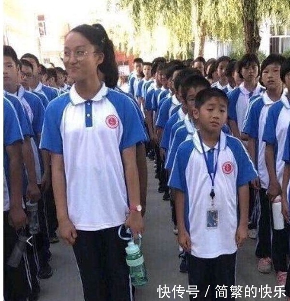 |搞笑有趣的图片搭配神评论:论找个会拍照的男朋友重要性