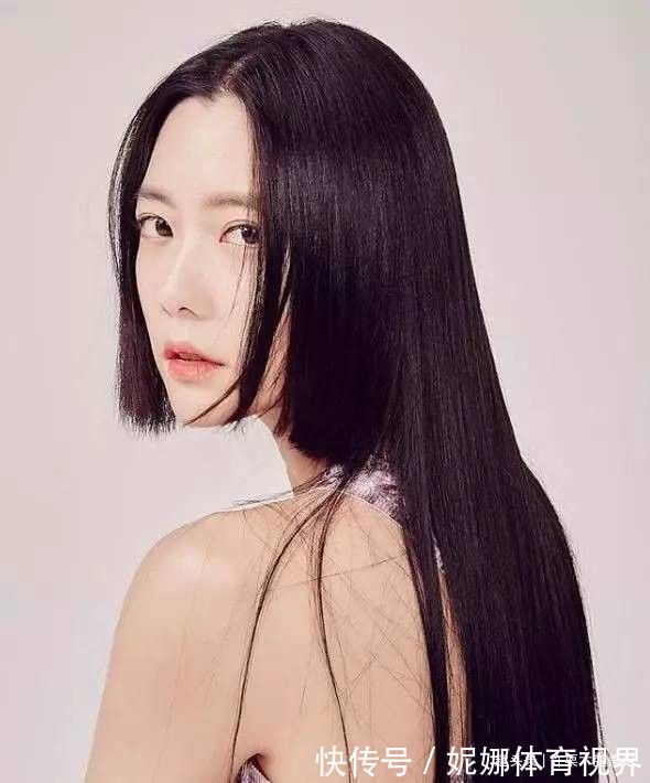 女性 女人过了50岁,尽量避开这3种发型,尤其是第2种,又老又土气