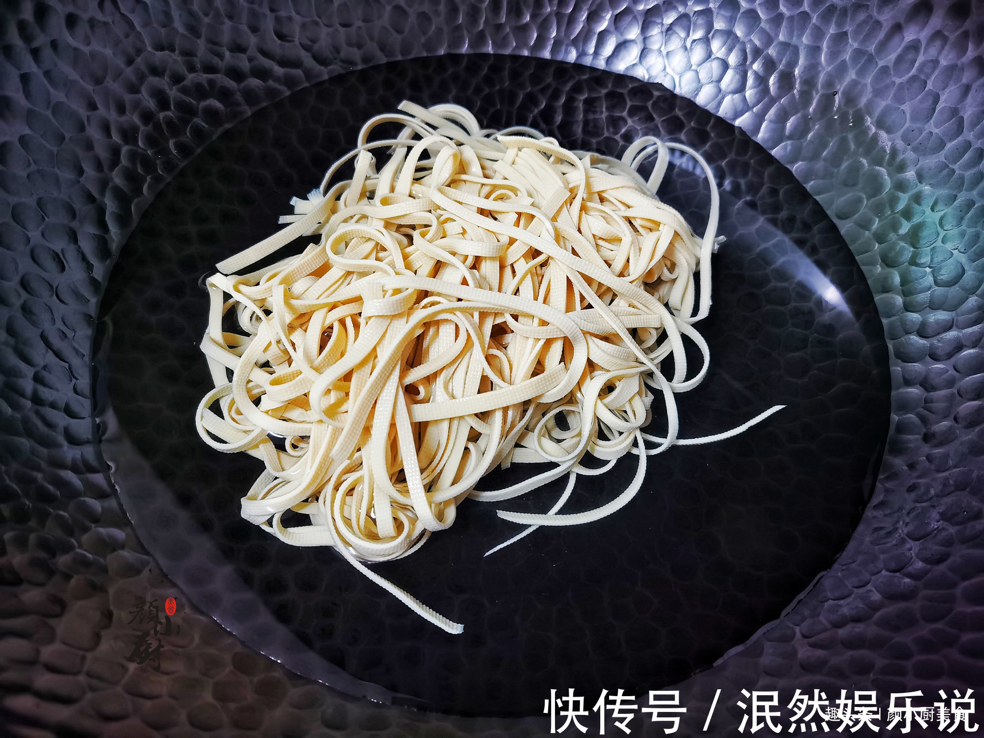 小米辣|黄瓜和它才是天生一对，女儿三天两头就吃1次，不放肉比肉还香