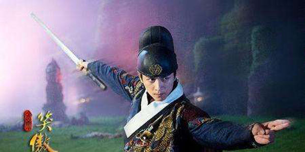 金庸笔下此人武功盖世,却被一个不会武功的人打了几百鞭子