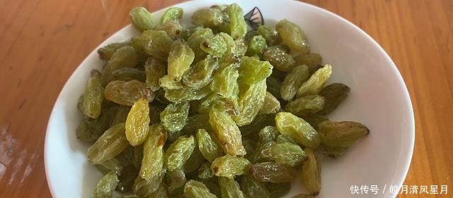 自从知道饺子皮还能这样做，再也不包饺子了，过年招待客人有面子