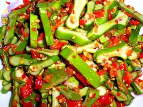 湖南下饭“神器”走出国门，受到老外追捧，网友：或将取代老干妈