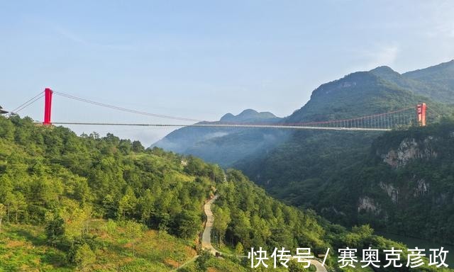 连州|湖南人乐此不疲旅游的广东景区，可媲美长江三峡和漓江山水，绝