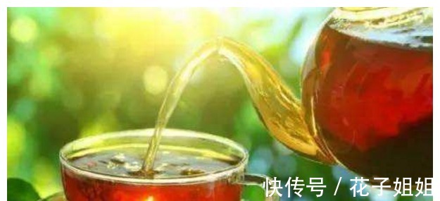 肝细胞|蒲公英利尿消炎，若和它煮水喝，其他的好处也随之而来！