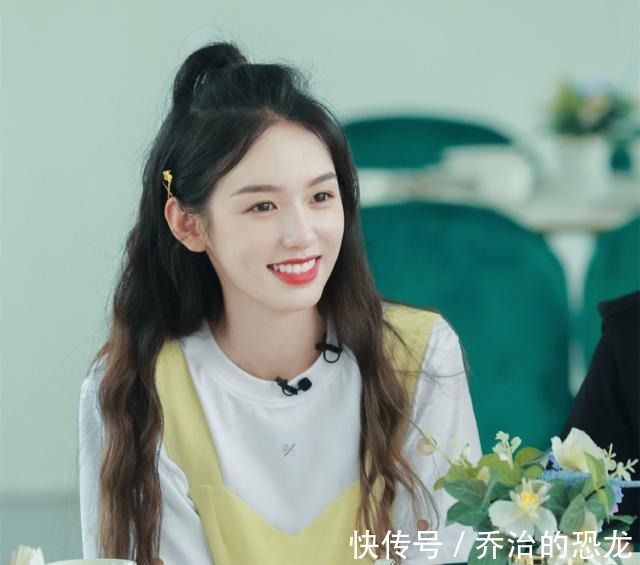 寧?kù)o|不做公主做“假小子”！穿寧?kù)o同款中性風(fēng)，姚安娜風(fēng)格找對(duì)了嗎！