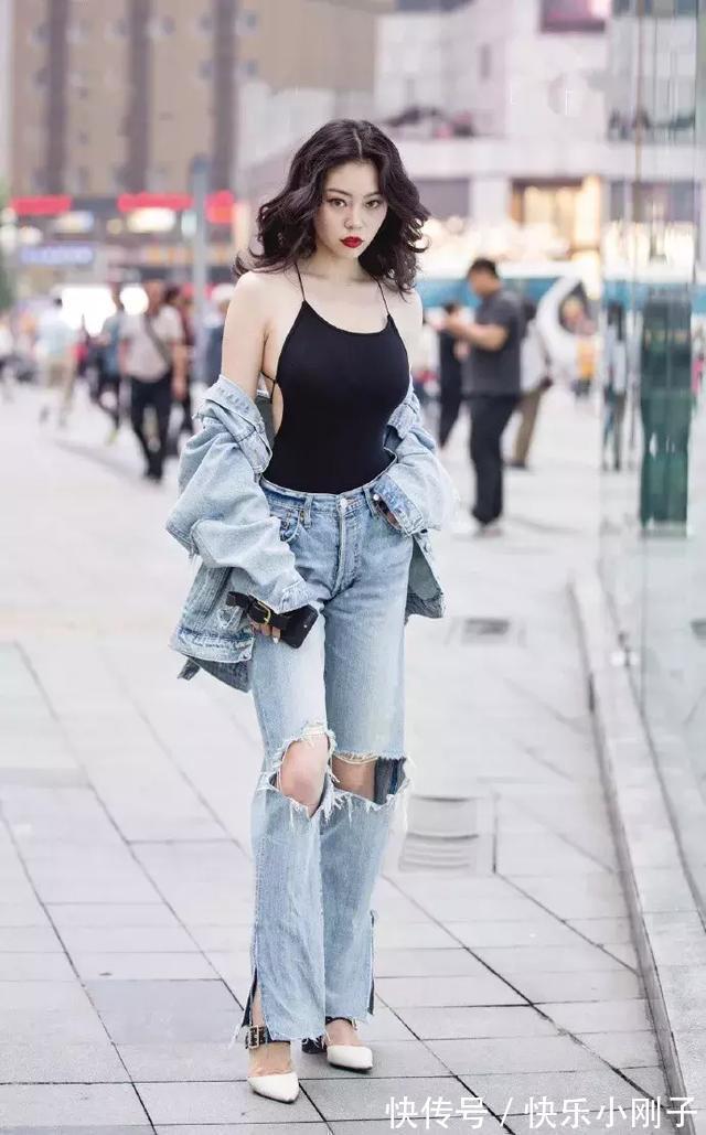 高跟鞋 连衣包臀裙,让身材凸显的淋漓尽致,单排扣的设计简约气质