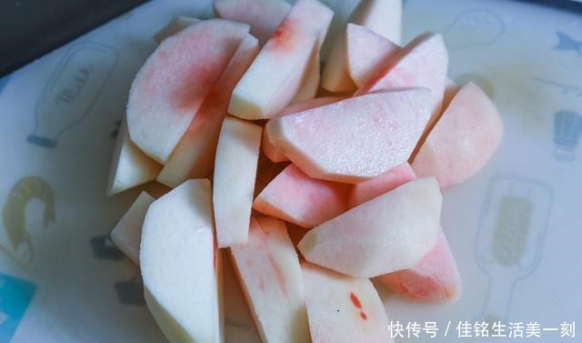 秋季,遇上这水果别手软,3块钱1斤,多买点囤起来,错过就没了