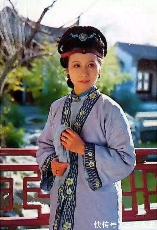 大观园!红楼梦十二钗都有谁?12个绝色女子性格虽不同,命运何相似