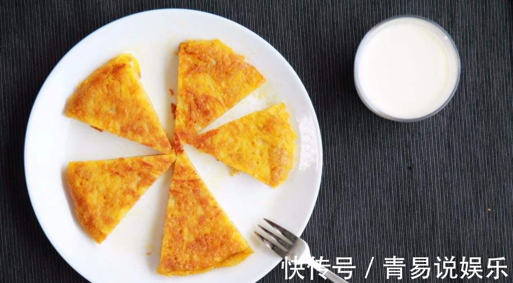 家常|香煎土豆饼家常做法,吃了一次孩子上瘾了,美味早餐的首选