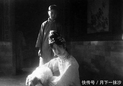 千万富翁|这个侍卫敢“睡”末代皇后,最后成千万富翁?溥仪对此欲哭无泪